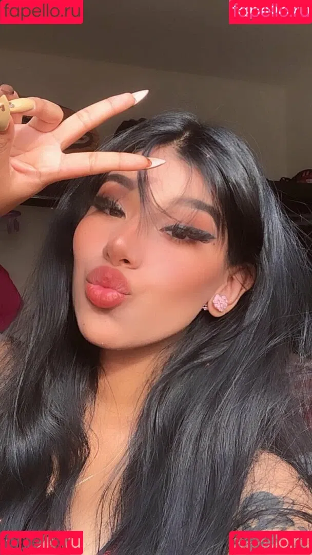 Fernanda V Onlyfans Photo Gallery 