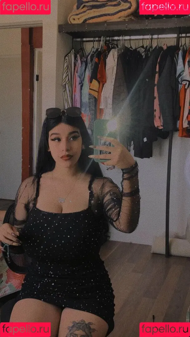 Fernanda V Onlyfans Photo Gallery 