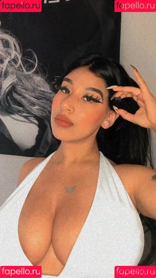 Fernanda V Onlyfans Photo Gallery 
