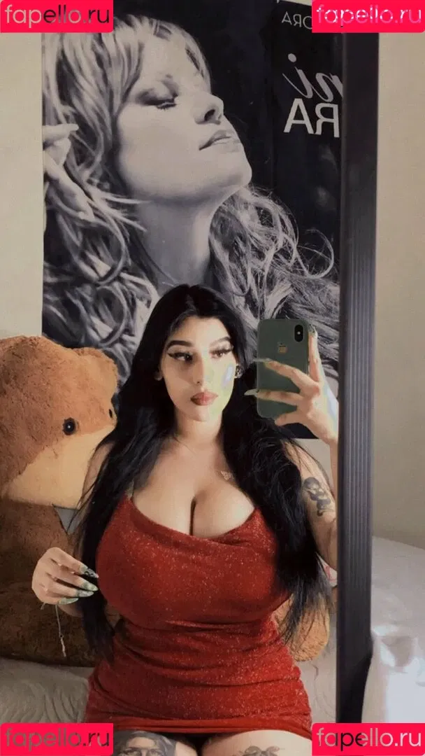 Fernanda V Onlyfans Photo Gallery 