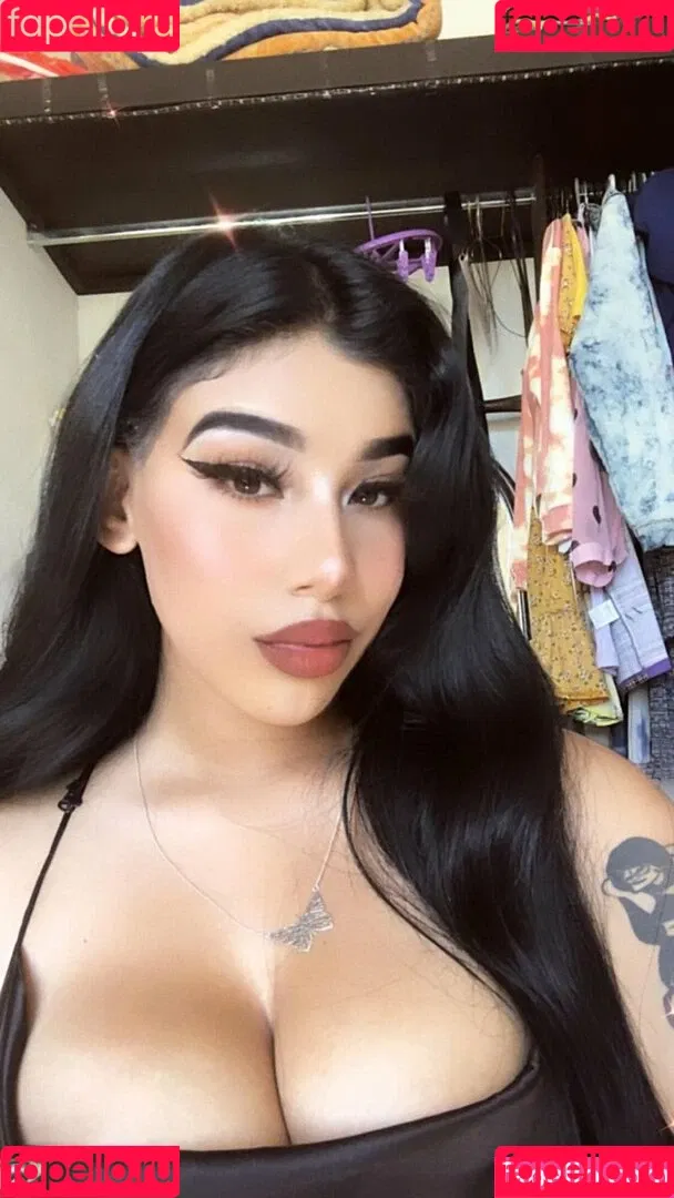 Fernanda V Onlyfans Photo Gallery 