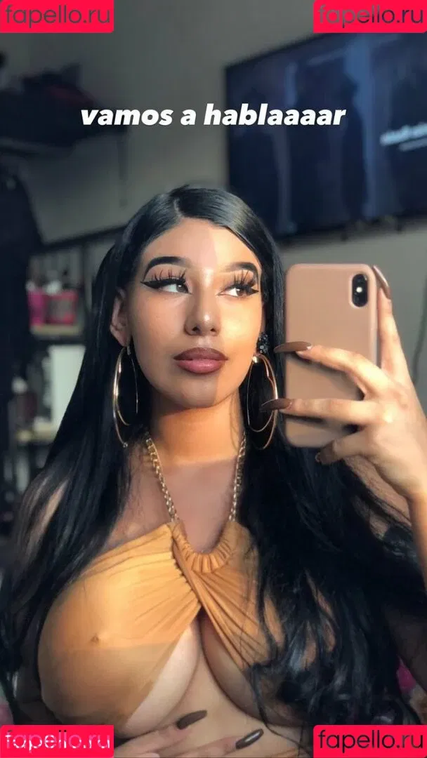 Fernanda V Onlyfans Photo Gallery 