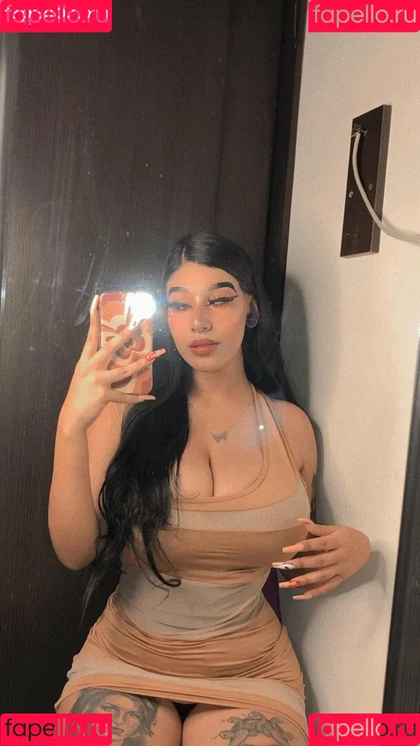 Fernanda V Onlyfans Photo Gallery 