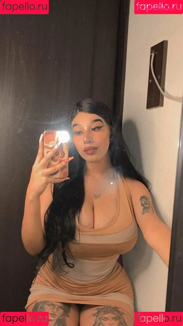 Fernanda V Onlyfans Photo Gallery 