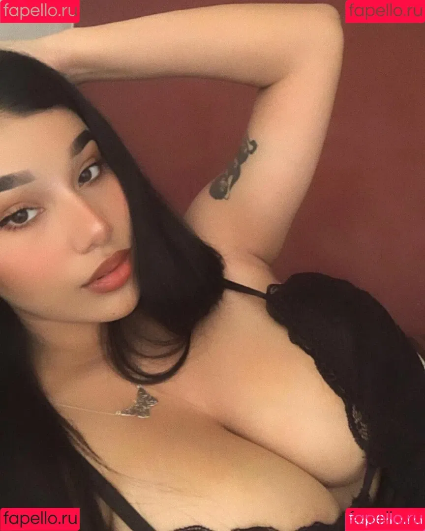 Fernanda V Onlyfans Photo Gallery 