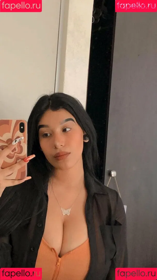 Fernanda V Onlyfans Photo Gallery 