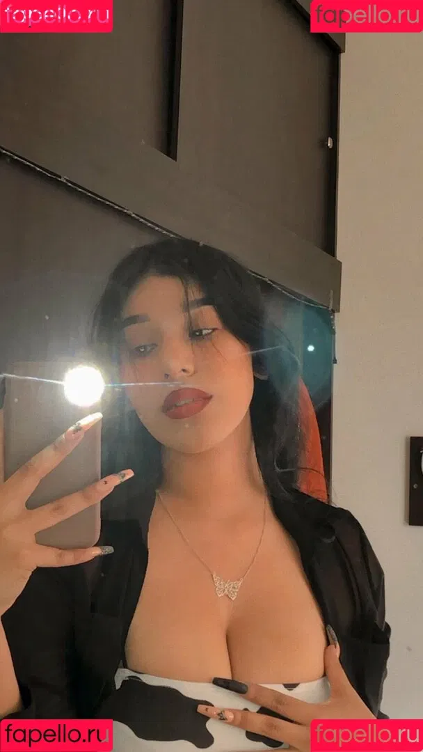 Fernanda V Onlyfans Photo Gallery 