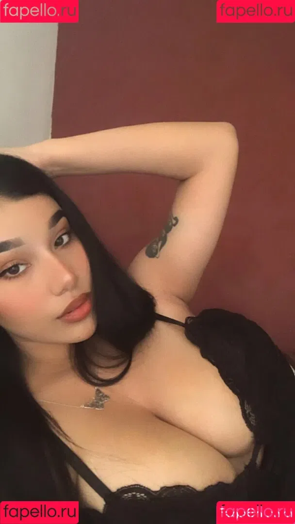 Fernanda V Onlyfans Photo Gallery 