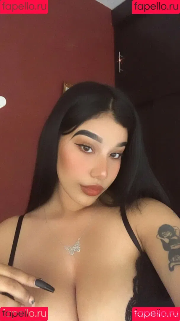 Fernanda V Onlyfans Photo Gallery 