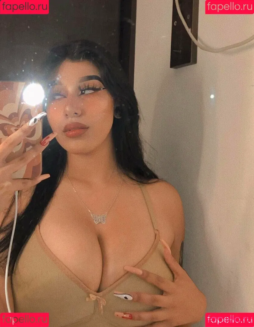 Fernanda V Onlyfans Photo Gallery 