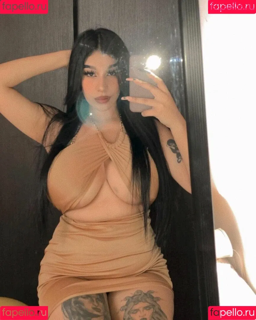 Fernanda V Onlyfans Photo Gallery 
