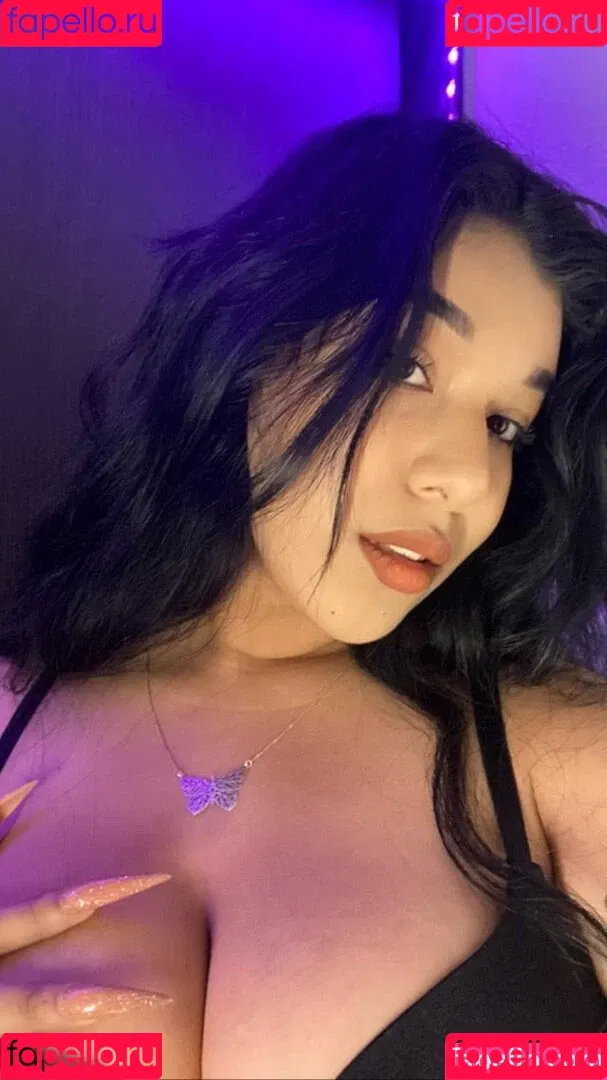 Fernanda V Onlyfans Photo Gallery 