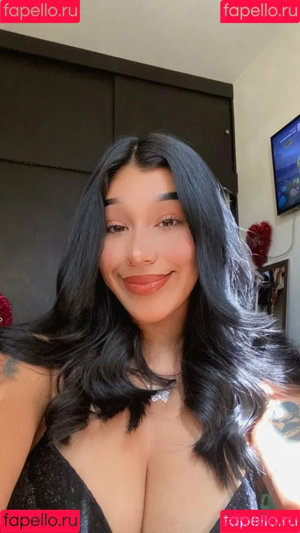 Fernanda V Onlyfans Photo Gallery 