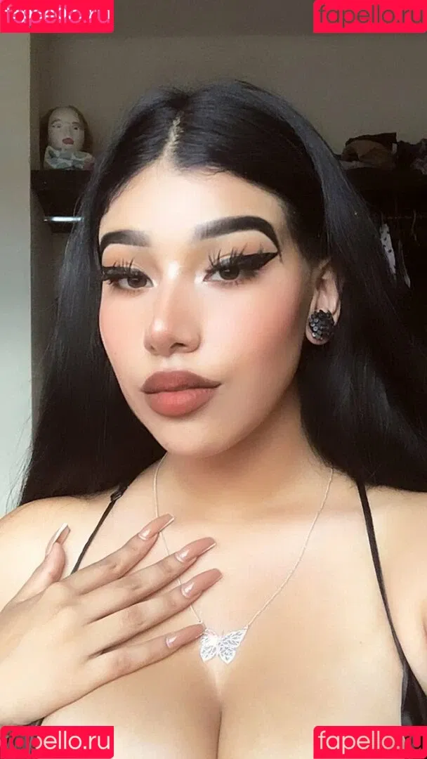 Fernanda V Onlyfans Photo Gallery 