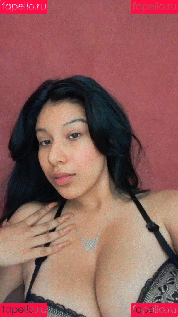 Fernanda V Onlyfans Photo Gallery 