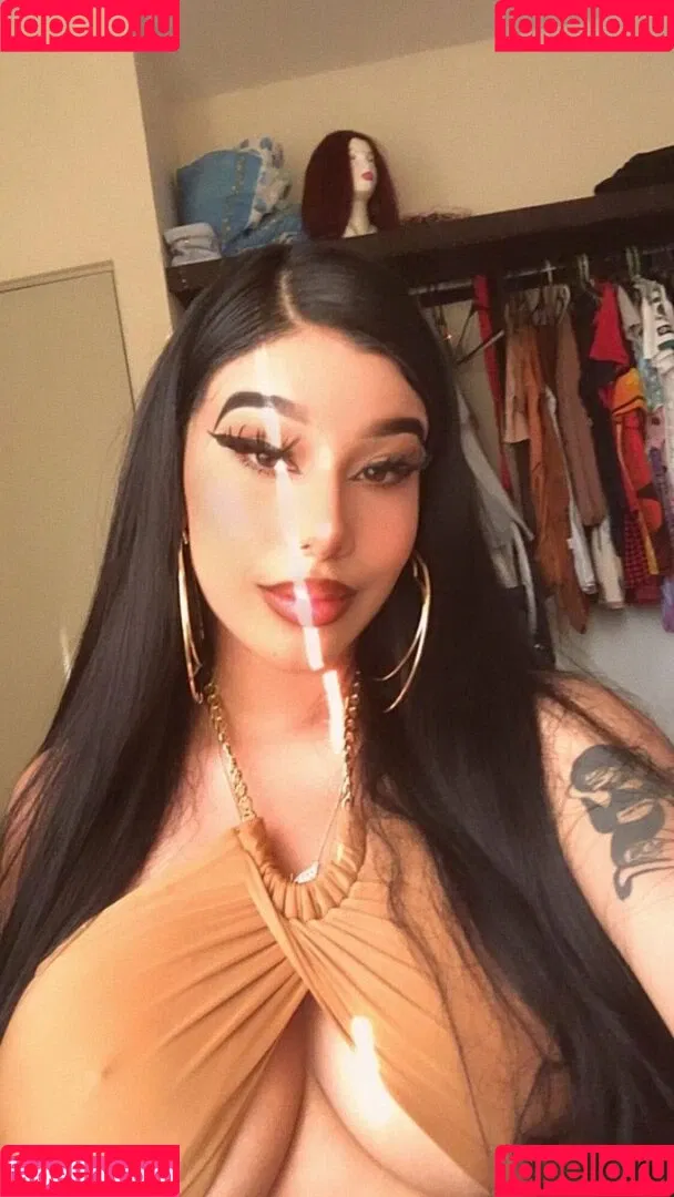 Fernanda V Onlyfans Photo Gallery 