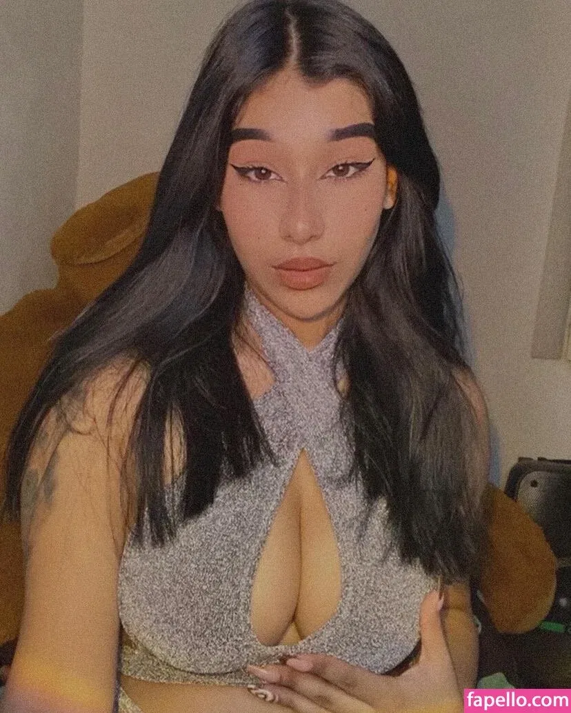 Fernanda V Onlyfans Photo Gallery 