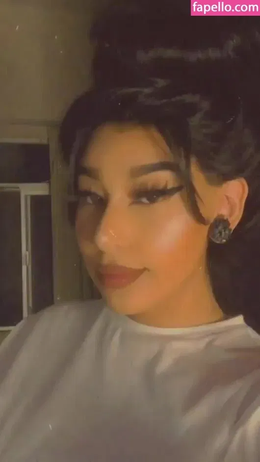 Fernanda V Onlyfans Photo Gallery 