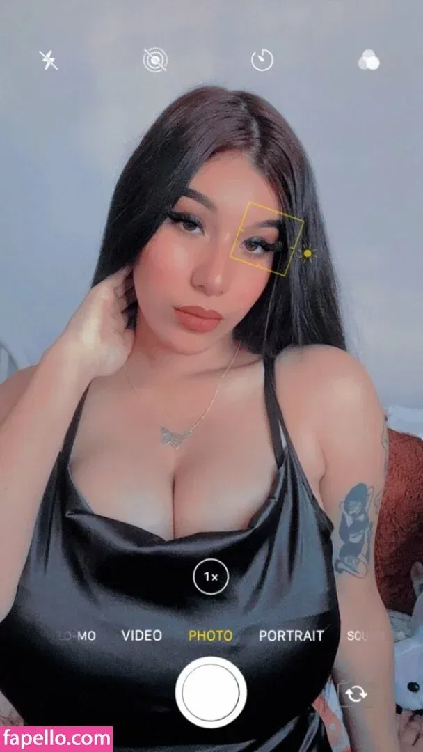 Fernanda V Onlyfans Photo Gallery 