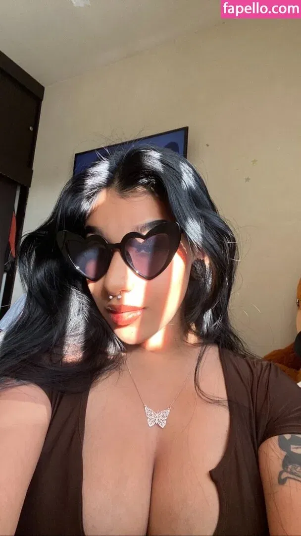 Fernanda V Onlyfans Photo Gallery 