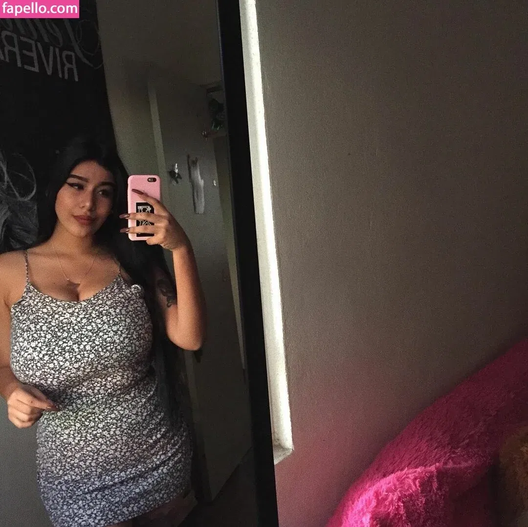 Fernanda V Onlyfans Photo Gallery 