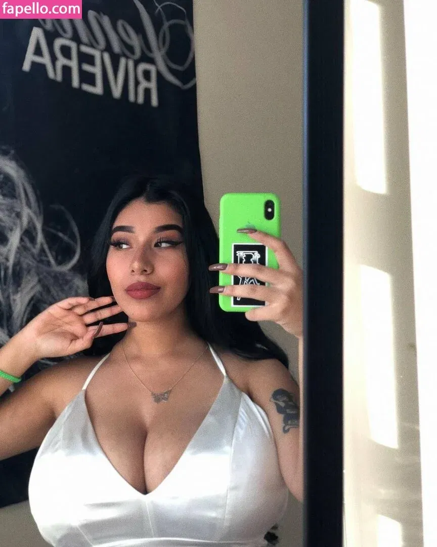 Fernanda V Onlyfans Photo Gallery 