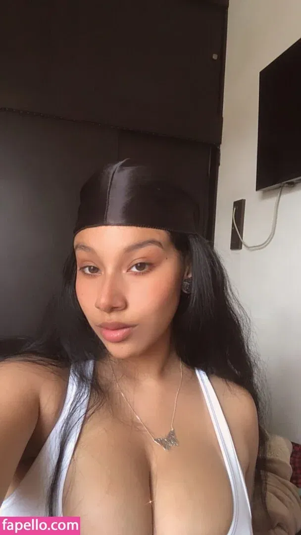 Fernanda V Onlyfans Photo Gallery 