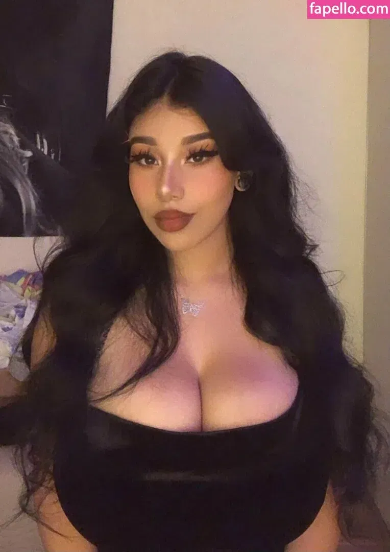 Fernanda V Onlyfans Photo Gallery 