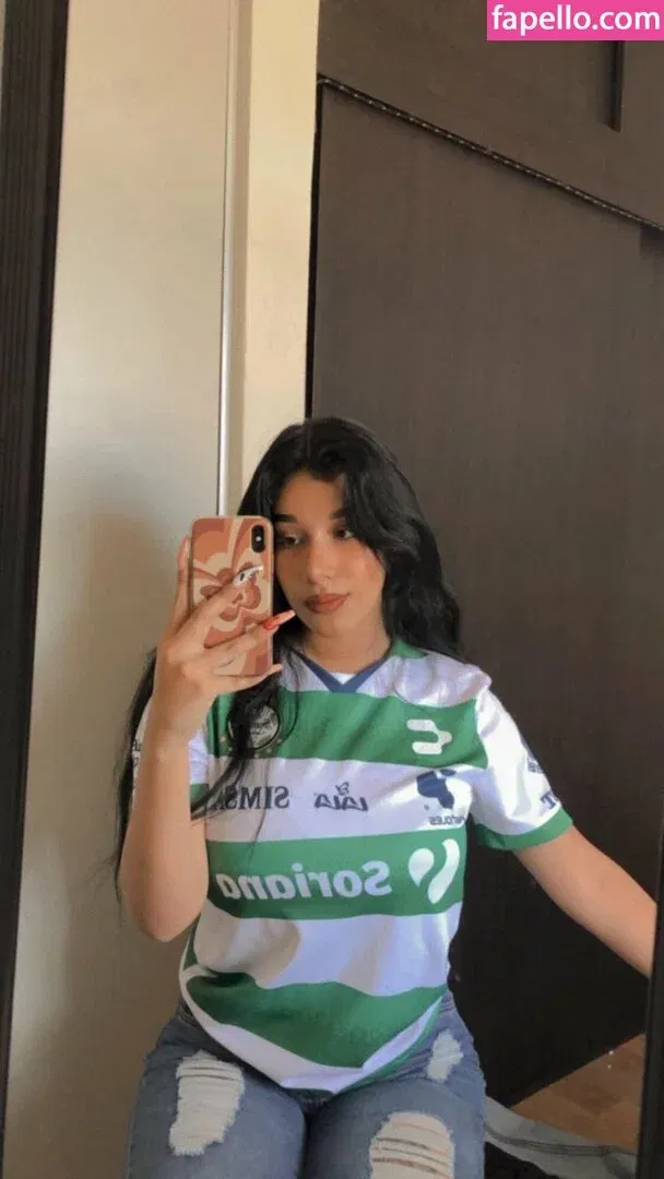 Fernanda V Onlyfans Photo Gallery 