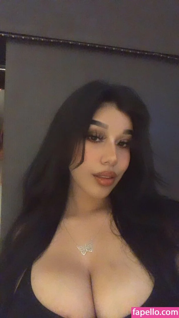 Fernanda V Onlyfans Photo Gallery 