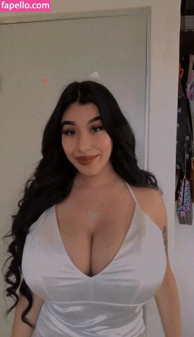 Fernanda V Onlyfans Photo Gallery 