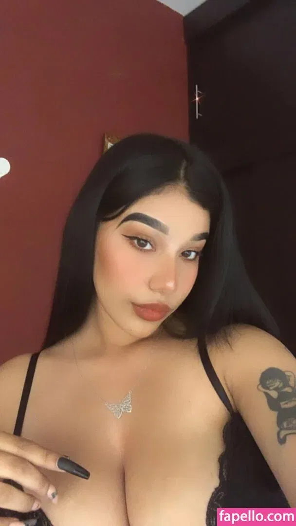 Fernanda V Onlyfans Photo Gallery 