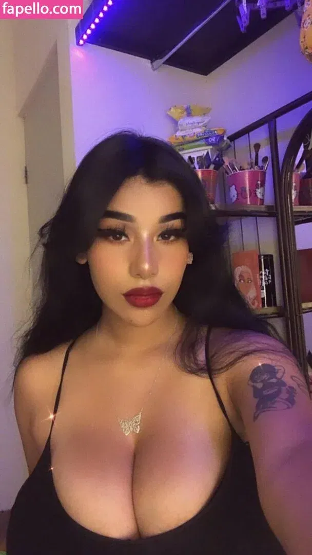 Fernanda V Onlyfans Photo Gallery 