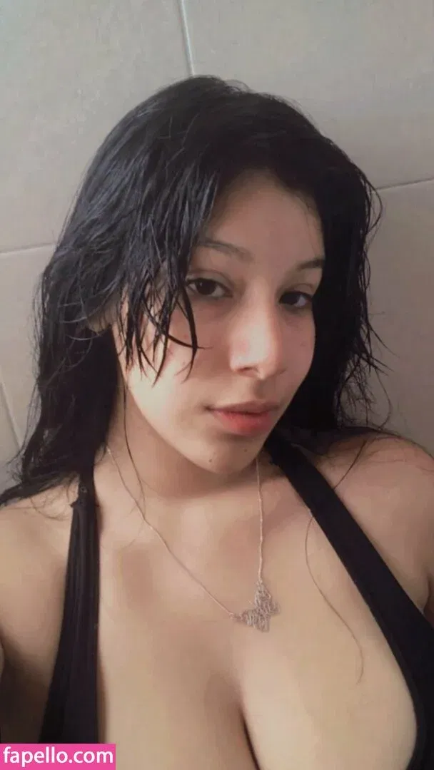 Fernanda V Onlyfans Photo Gallery 