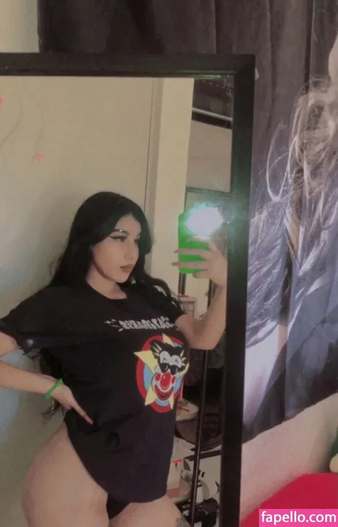 Fernanda V Onlyfans Photo Gallery 