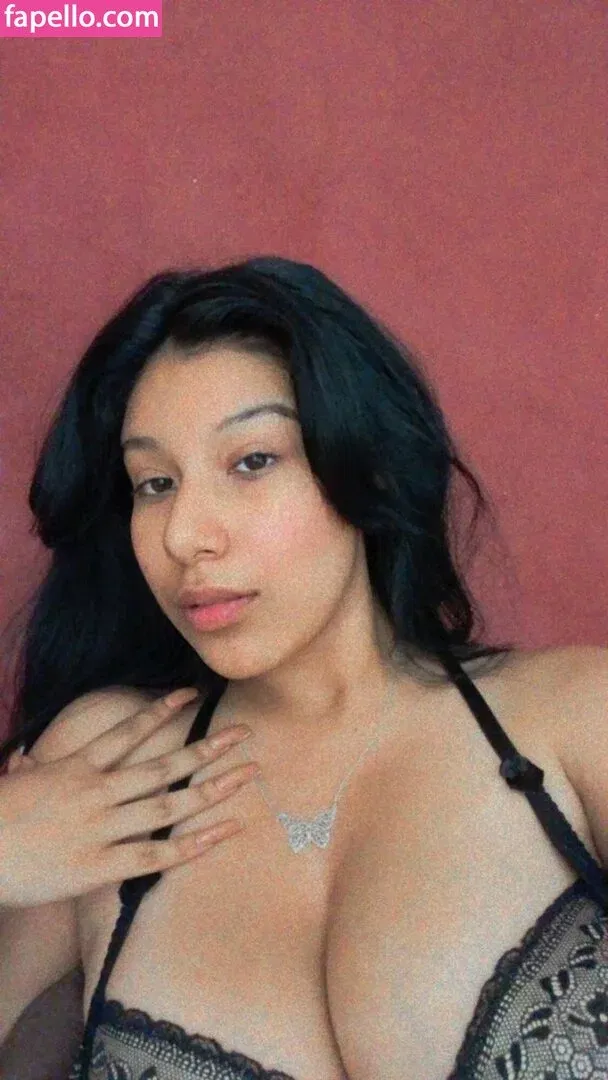 Fernanda V Onlyfans Photo Gallery 