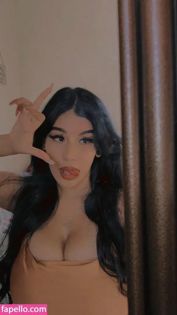 Fernanda V Onlyfans Photo Gallery 