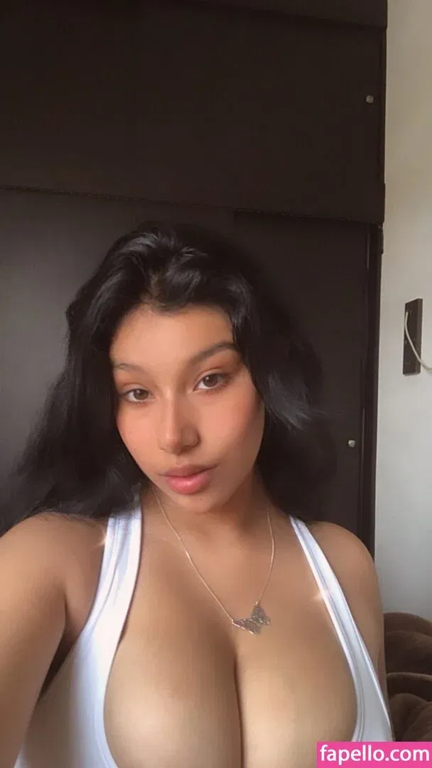 Fernanda V Onlyfans Photo Gallery 