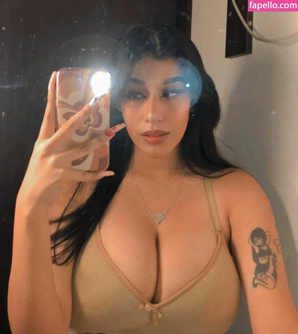 Fernanda V Onlyfans Photo Gallery 