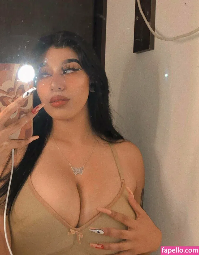 Fernanda V Onlyfans Photo Gallery 