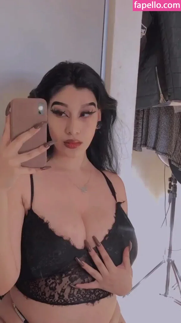 Fernanda V Onlyfans Photo Gallery 