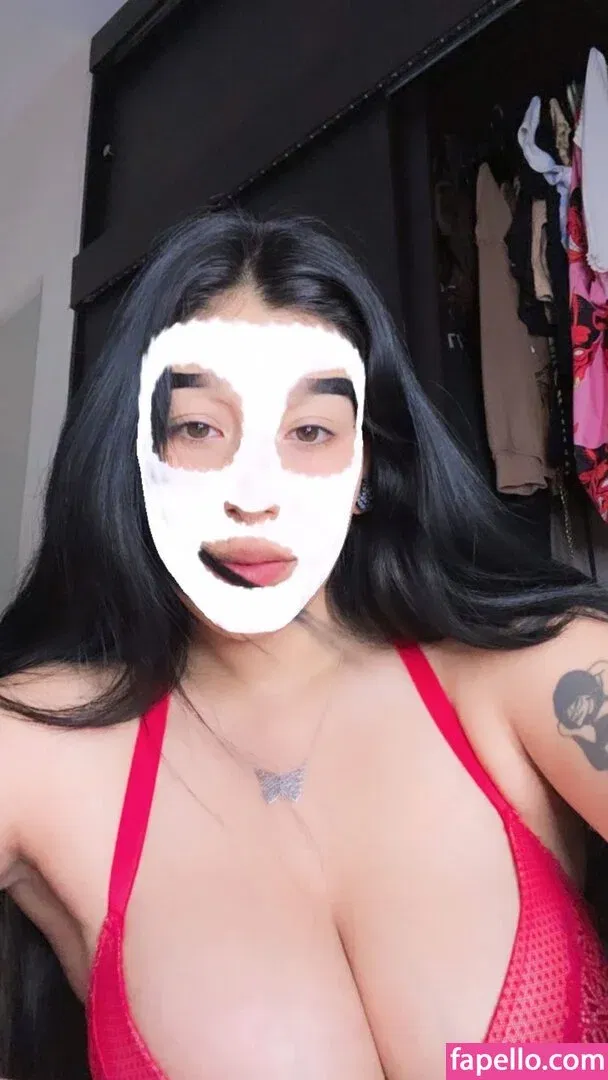 Fernanda V Onlyfans Photo Gallery 