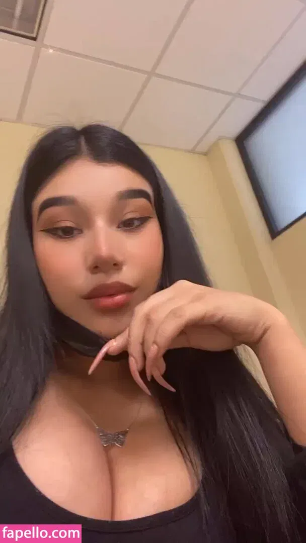 Fernanda V Onlyfans Photo Gallery 