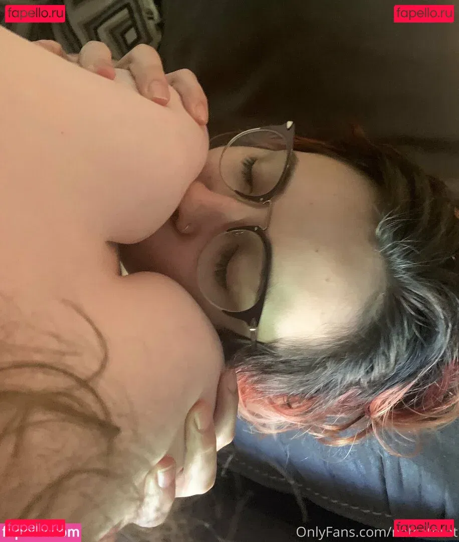 natcatbrat Onlyfans Photo Gallery 