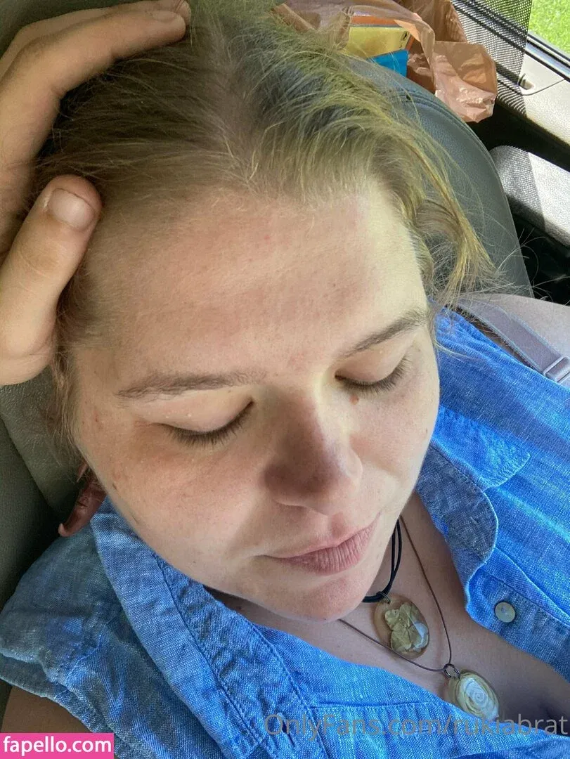 rukiabrat Onlyfans Photo Gallery 