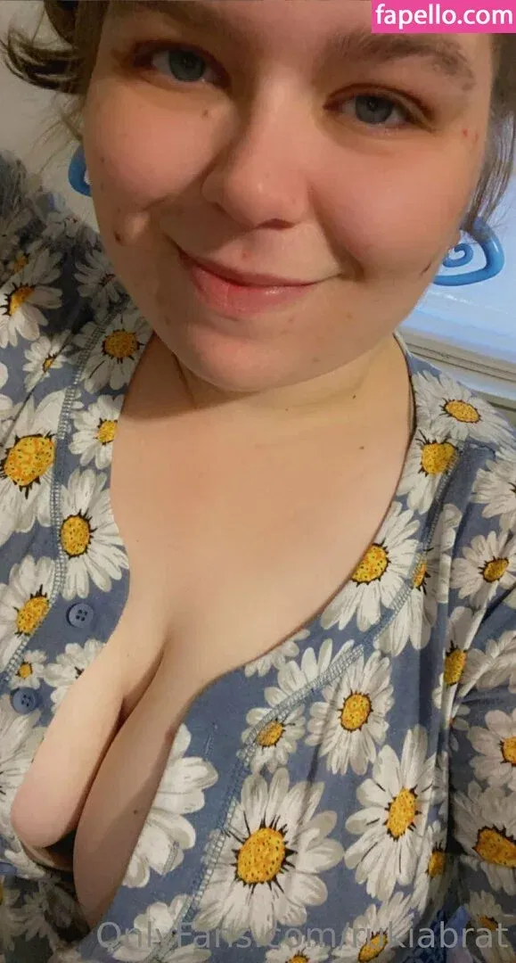 rukiabrat Onlyfans Photo Gallery 