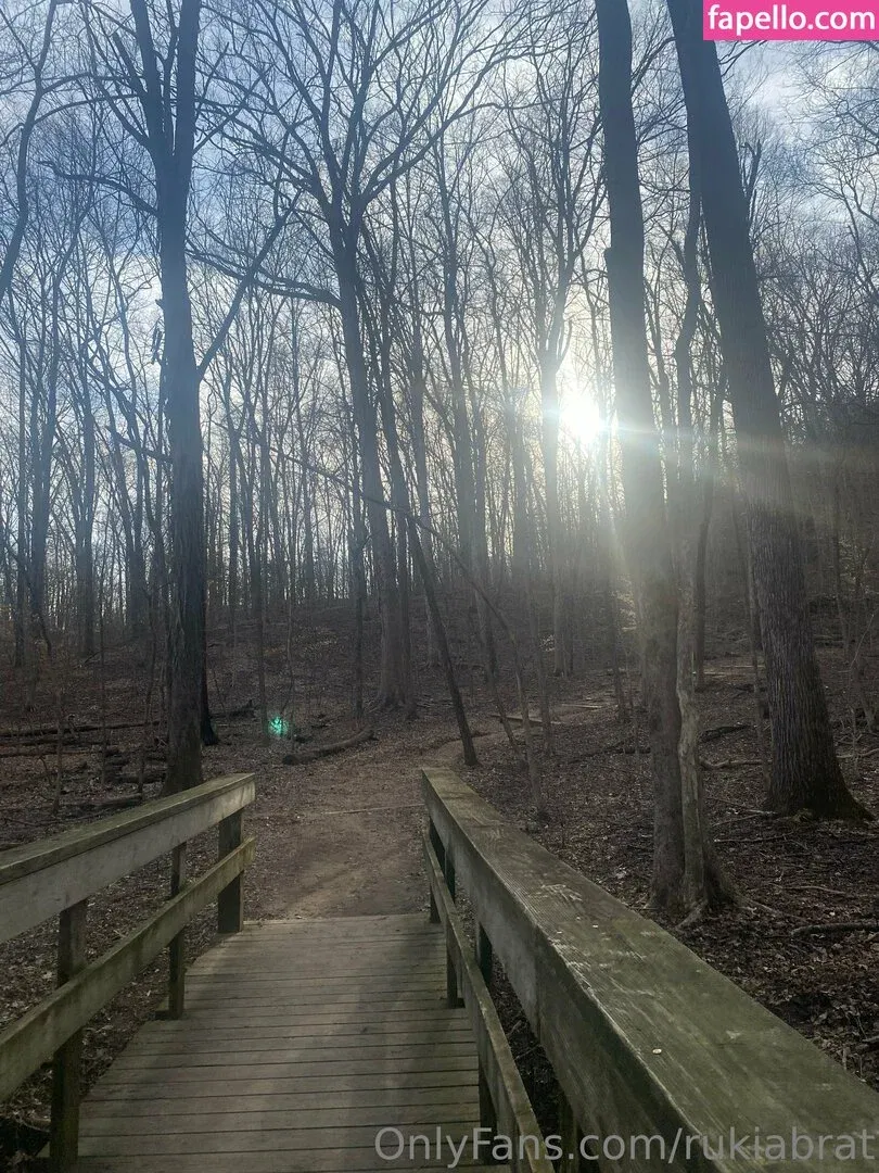 rukiabrat Onlyfans Photo Gallery 