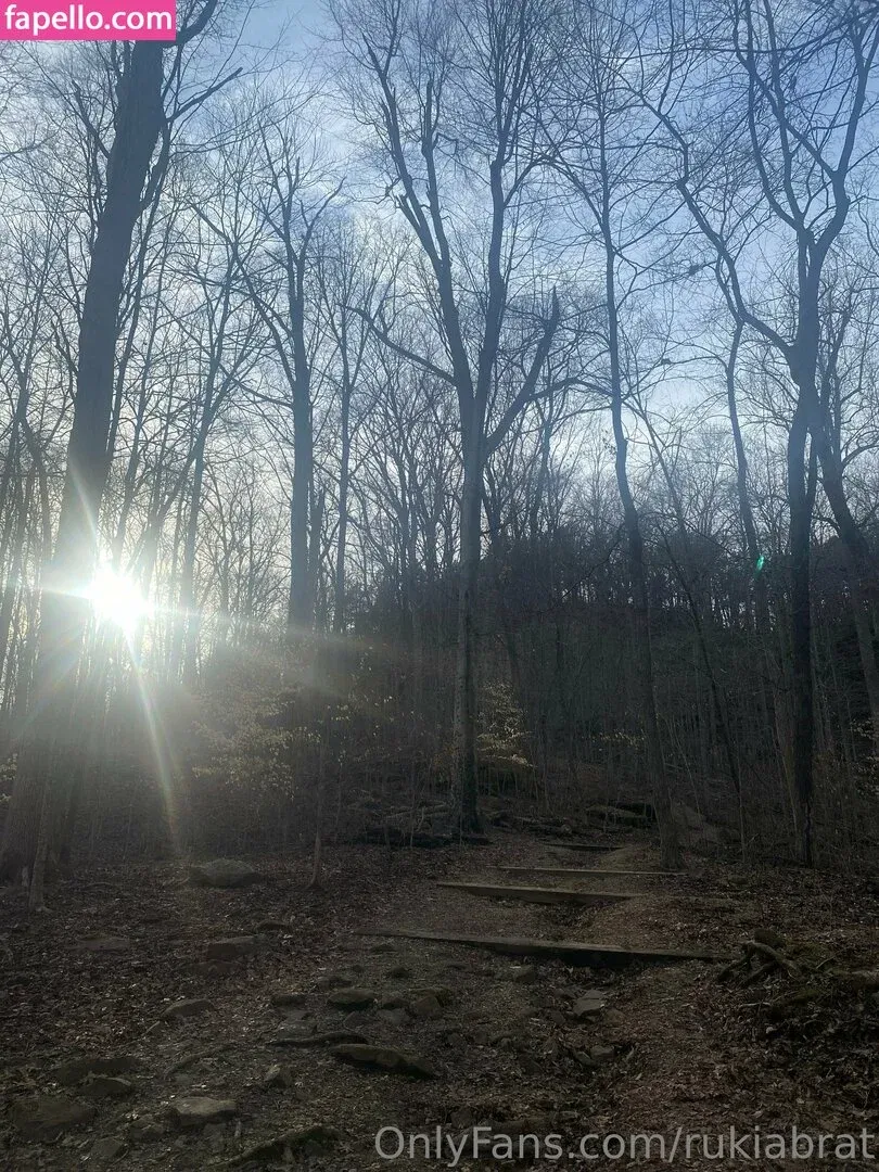 rukiabrat Onlyfans Photo Gallery 