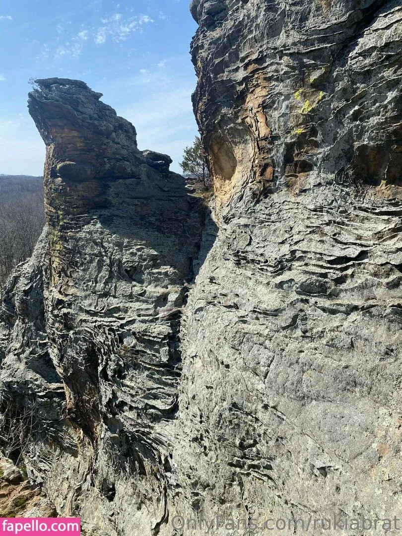 rukiabrat Onlyfans Photo Gallery 