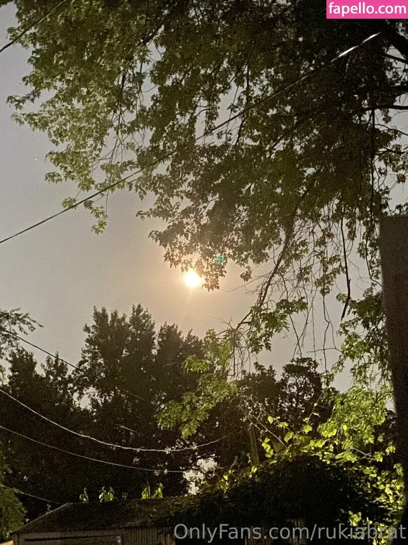 rukiabrat Onlyfans Photo Gallery 